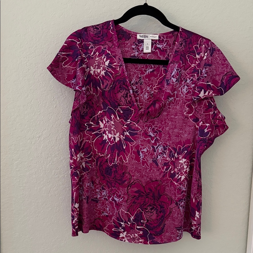 White House Black Market Magenta Floral V-Neck Ruffle Sleeve Top